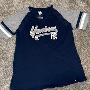 47’ New Women New York Yankees Tee : Sz : xL